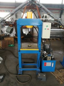 龍門(men)液壓(ya)機