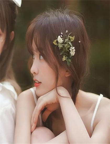 荷兰少女高清视频-就要去看电影